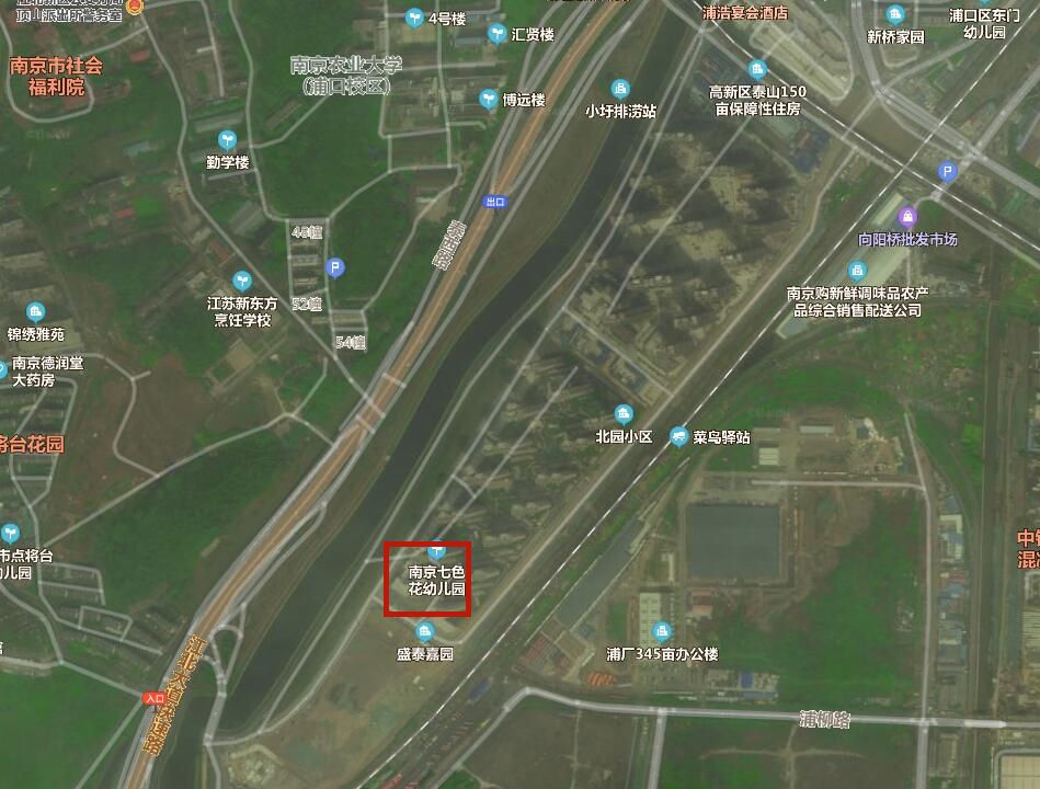 �Ͼ���ɫ���׶�԰