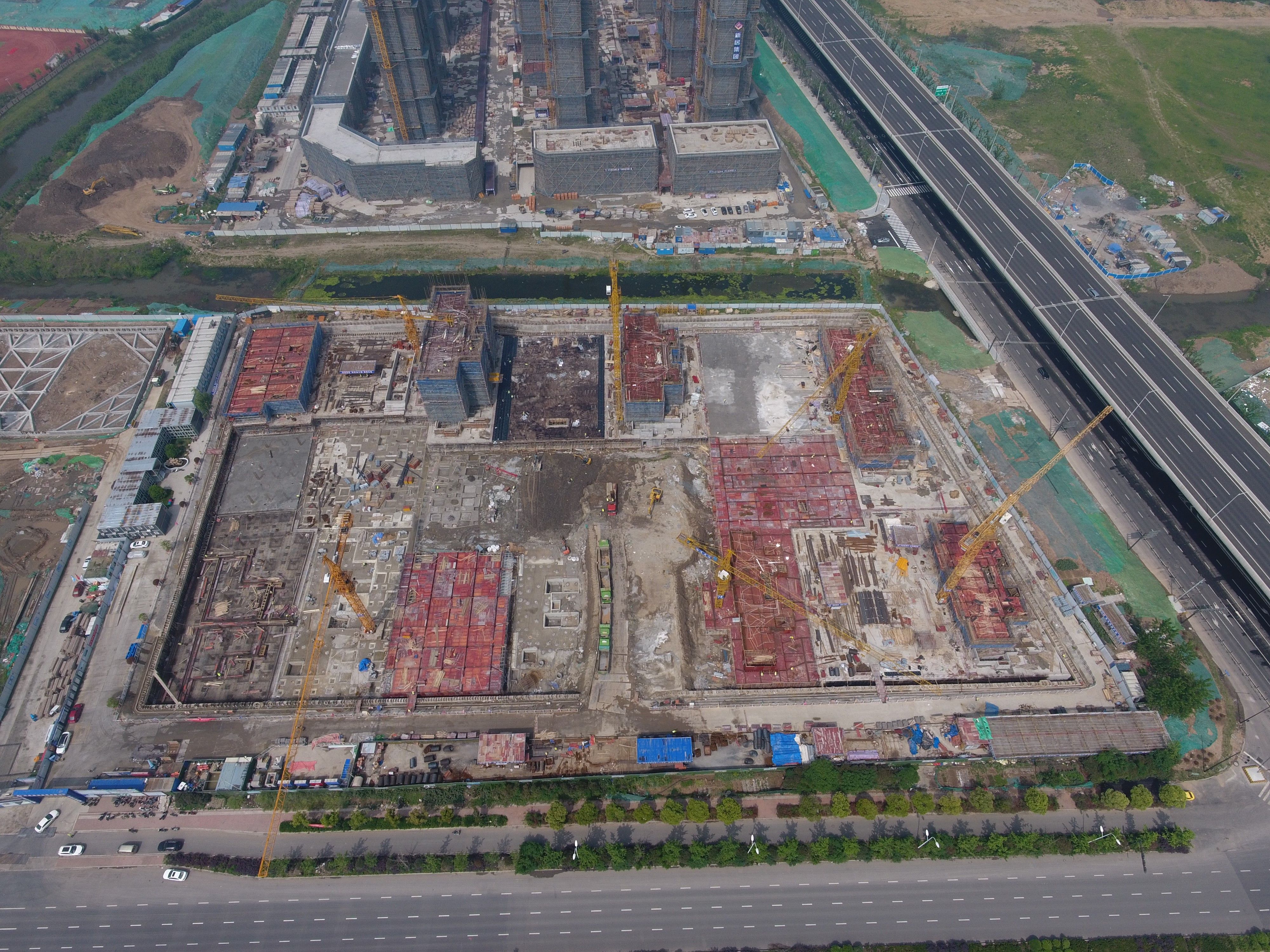 ��̩��԰���ܷ����ڳ�������