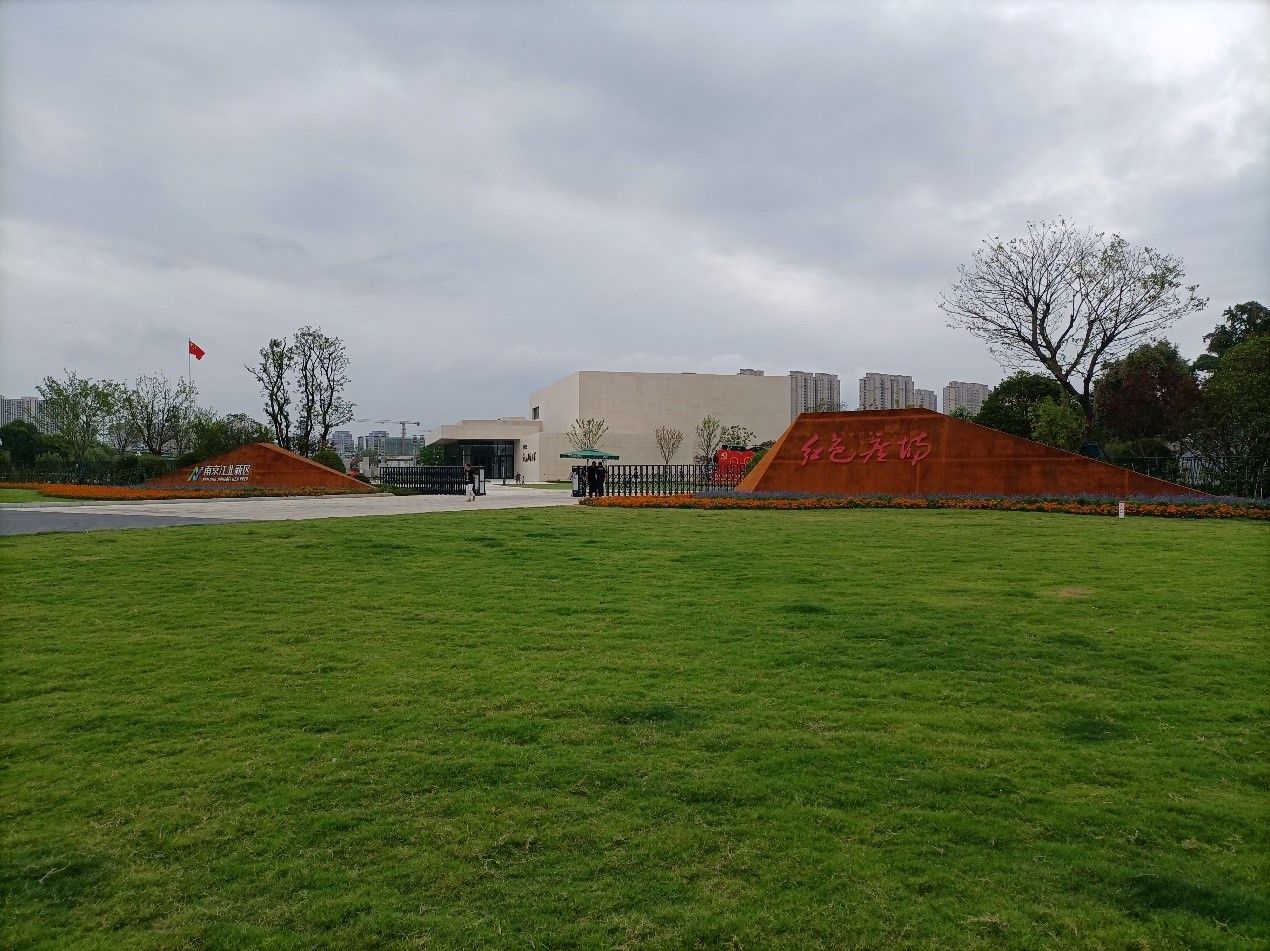 �����ɫ�Ļ���Ʒ��  ����������ɫ�㳡��Ŀ����