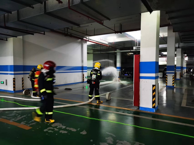 ������δ��ȼ�����Ͼ������ҵ��չ��������Ӧ������